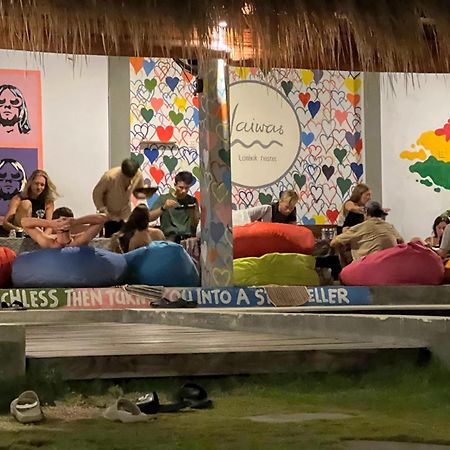 Waiwas Hostel Kuta  Eksteriør billede