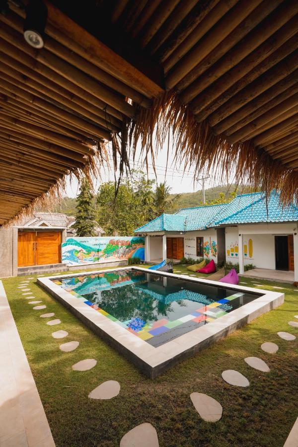 Waiwas Hostel Kuta  Eksteriør billede