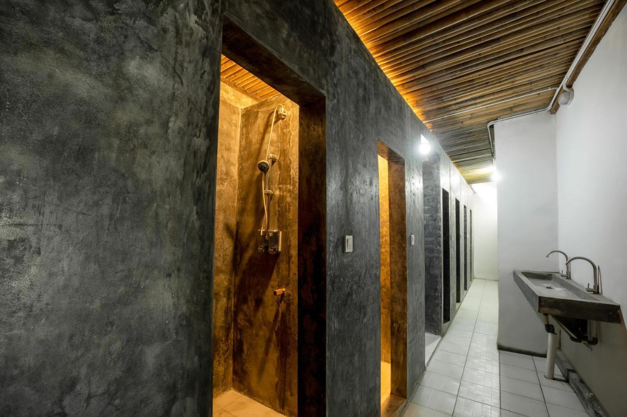 Waiwas Hostel Kuta  Eksteriør billede