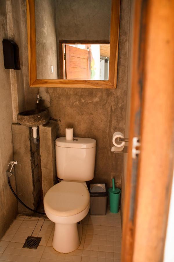Waiwas Hostel Kuta  Eksteriør billede